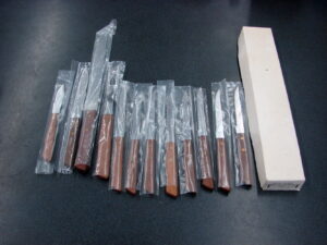 Vintage 12 Piece Wonder Ware Wood Stainless Steel Knife and Steak Knives Set in Box Taiwan