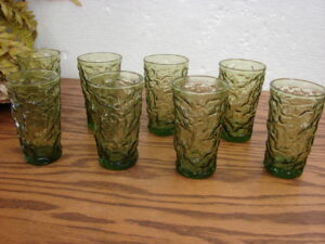 Set/8 Vintage Anchor Hocking MCM Lido Milano Avocado Green Glasses Juice Set
