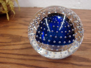 Vintage Adam Jablonski signed Art Glass Egg Royal Blue Controlled Bubbled Paperweight