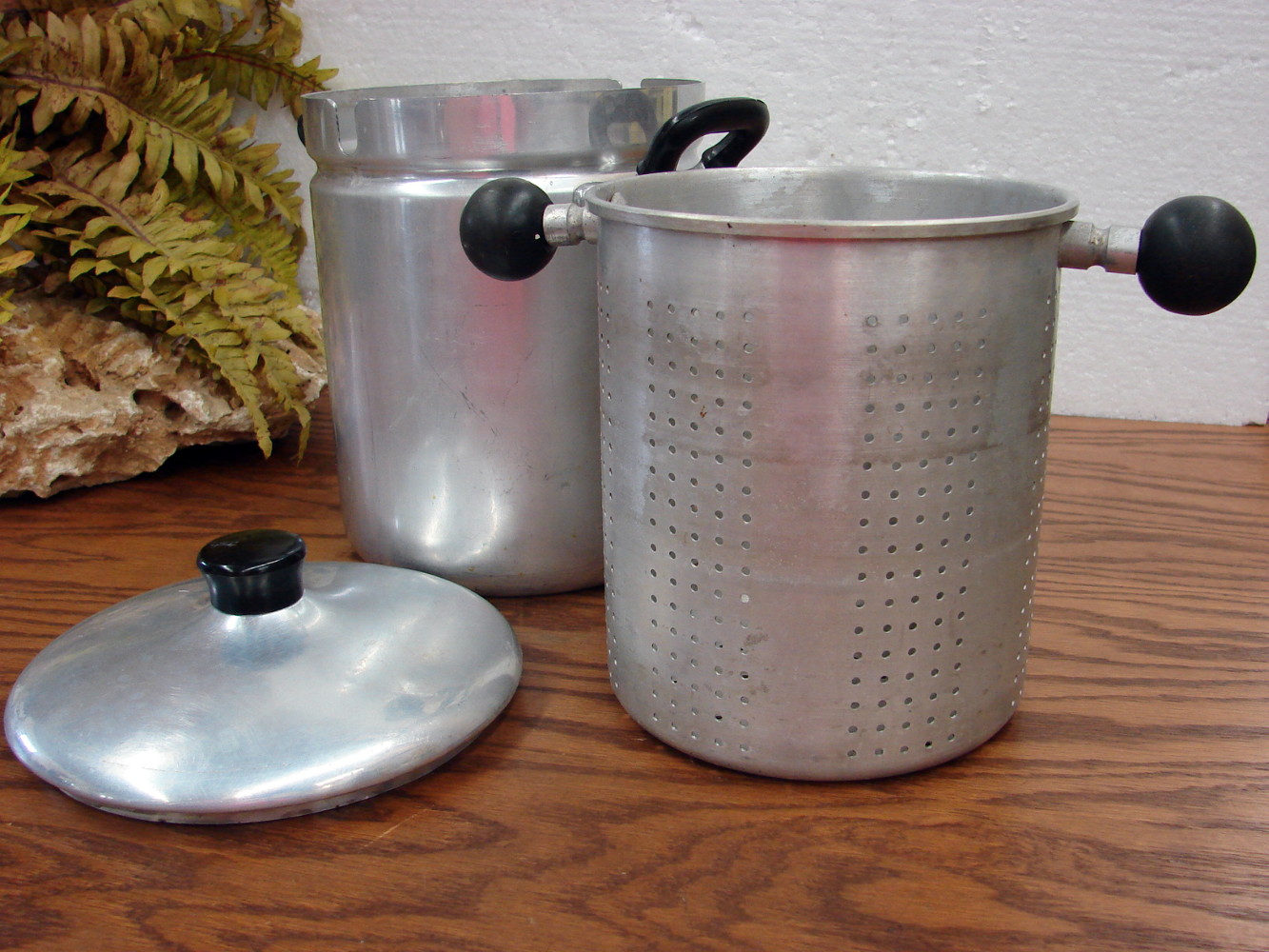Vintage Unique Double Knob Aluminum Small Steamer Pot Seafood Pasta - Image 3