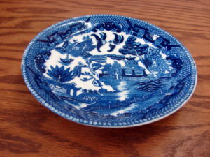 1940's Occupied Japan Blue Willow Kakusa China Saucer