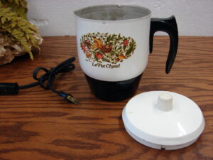 Nice Vintage Heat & Eat Electric Pot "Le Pot Chaud" Spice Of Life Pattern Tested Working