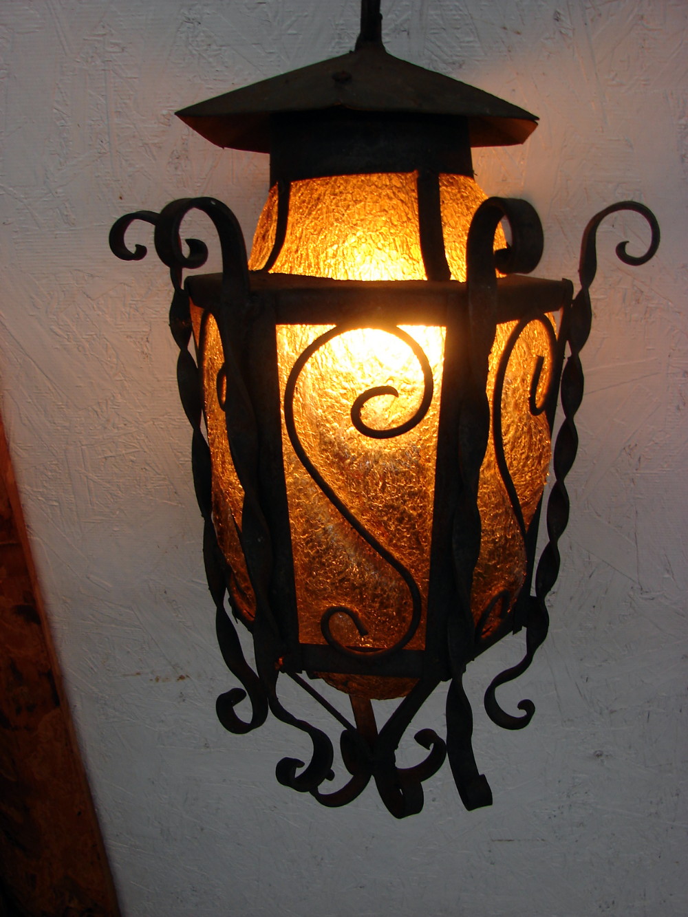 Vintage as is Amber Craquelle Glass Wrought Iron Hanging Swag Lamp Mexico Spanish Revival
