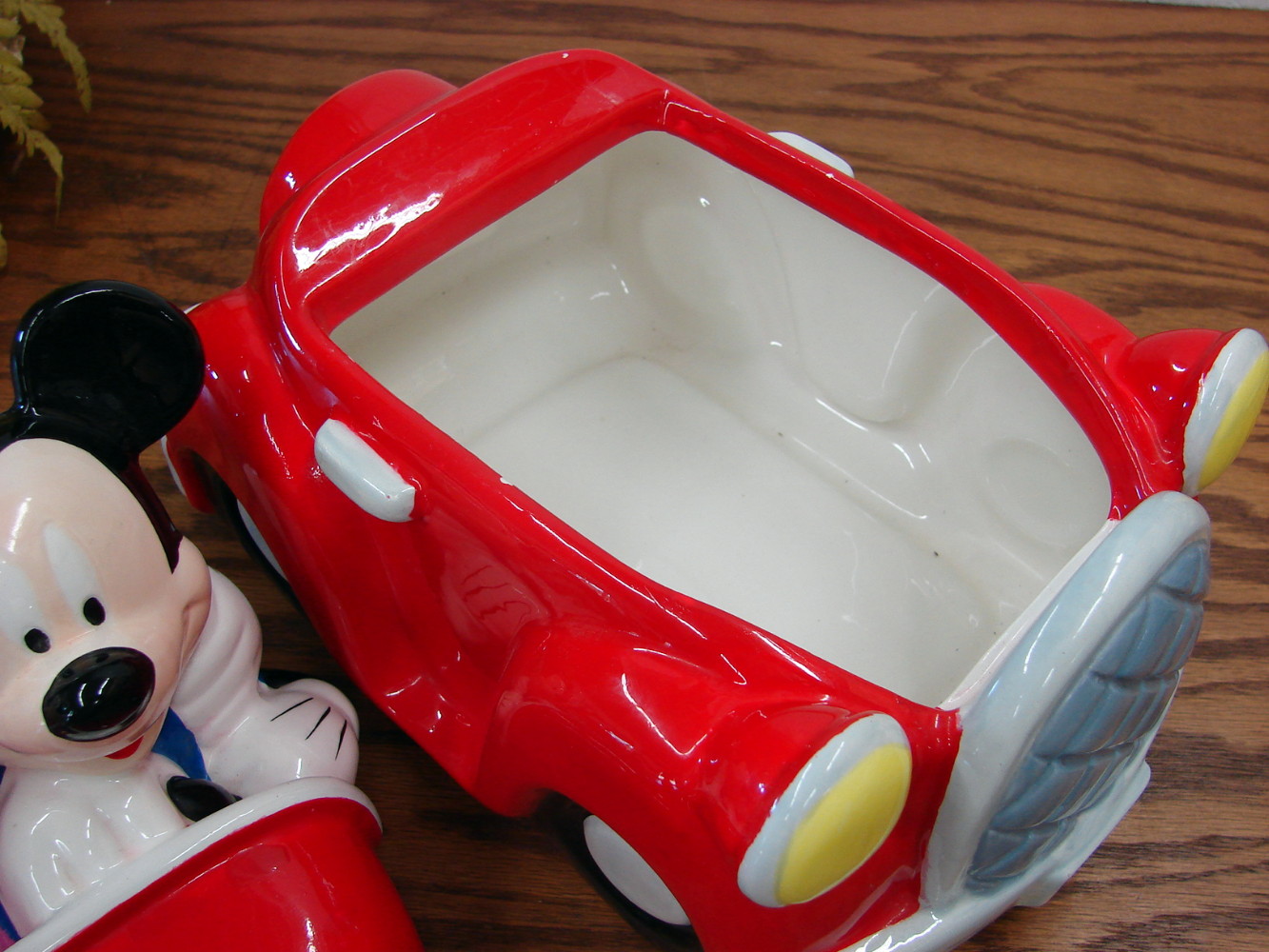 Disney Mickey and Minnie Mouse in Convertible Car #31838 Ceramic Cookie Treat Jar - Image 4