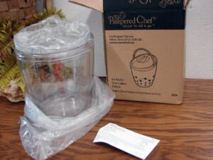 Brand New Pampered Chef Polka Dot Double Wall Ice Bucket in Box #2836