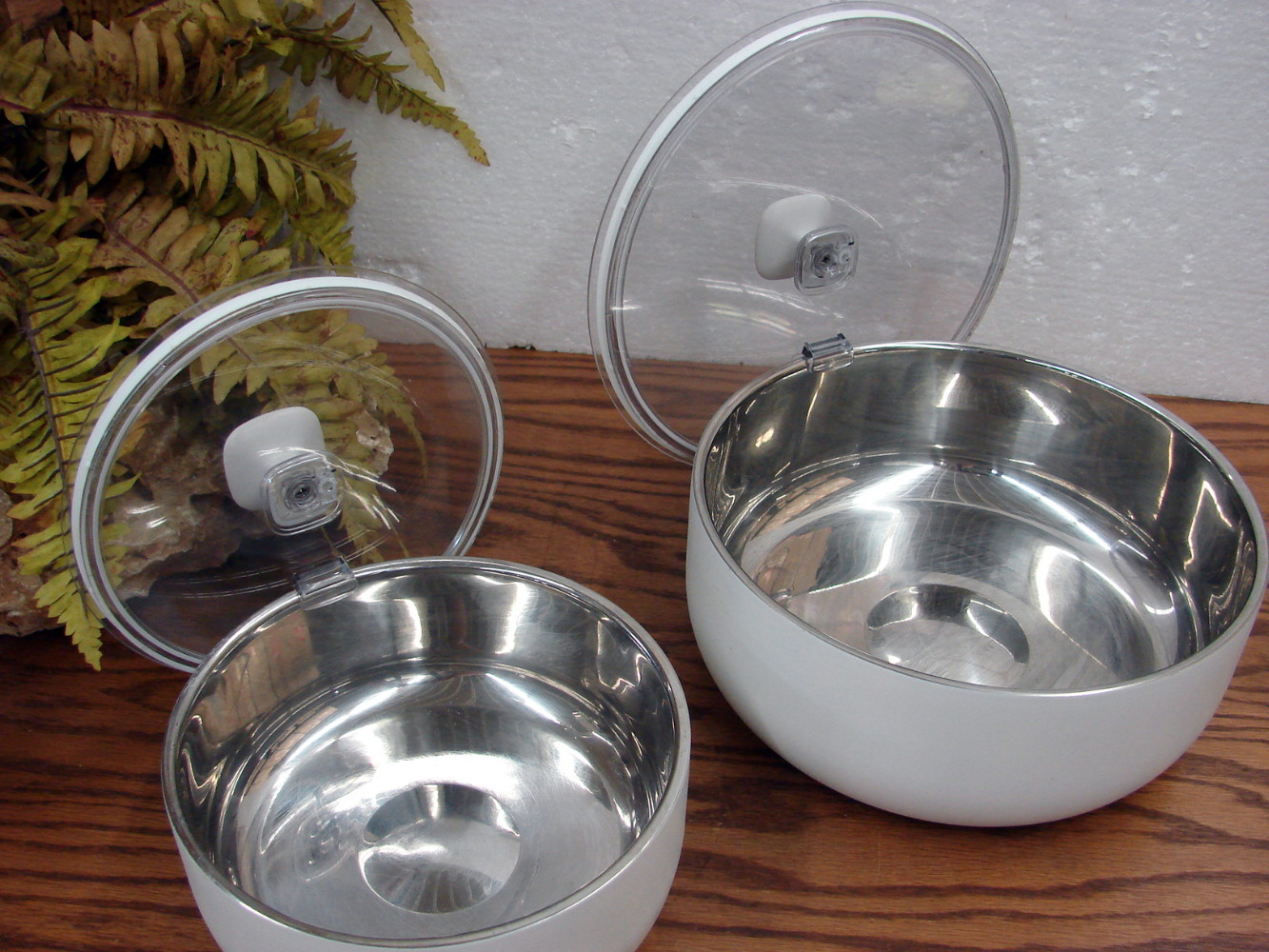 Set/2 Pampered Chef Insulated Serving Bowls w/ Lids 1 Qt & 2.5 Qt #100262 #100263 - Image 2