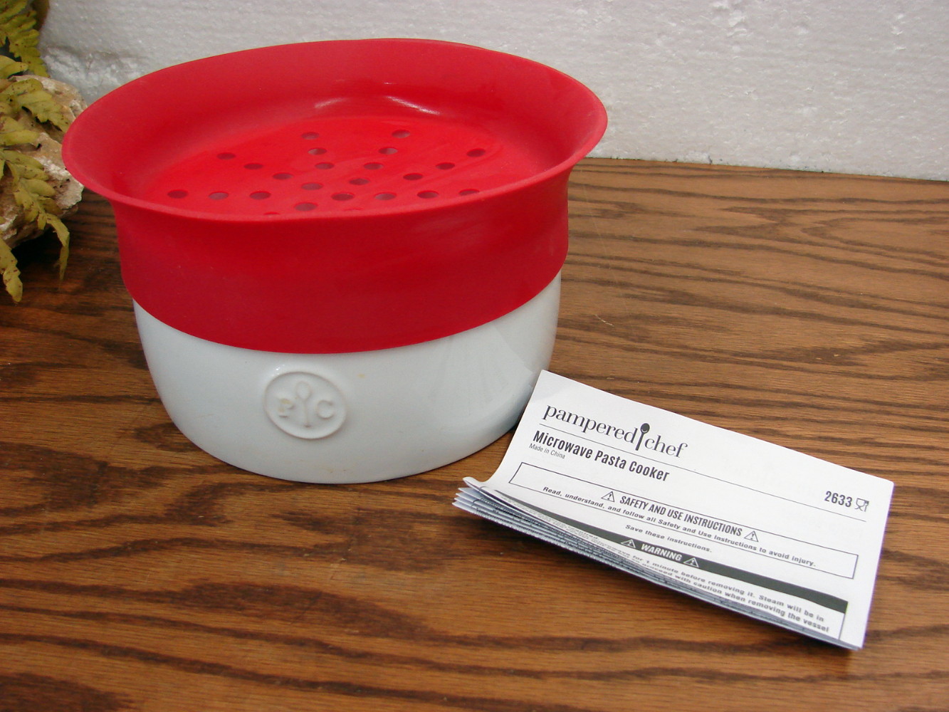 Brand New Pampered Chef Microwave Pasta Cooker #2633