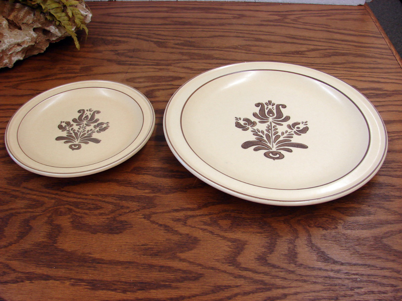 Set/7 Vintage Pfaltzgraff Village Dinnerware Dinner Plate10" - Image 2
