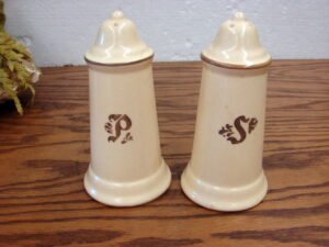 Vintage Pfaltzgraff Village Dinnerware Tall Salt Pepper Shakers w/ Stoppers