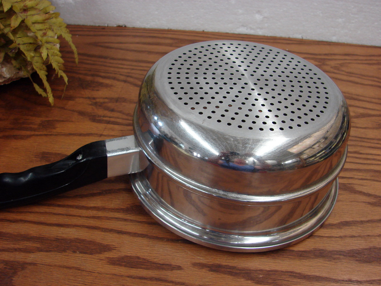 Vintage SaladMaster Stainless Steel Steamer Insert w/ Handle for your 2 1/2 Qt Sauce Pan - Image 2