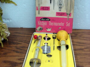 Vintage Acu-rite Deluxe Kitchen Thermometer Baster Set in Original Box Missing Freezer