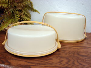 Set/2 Vintage Tupperware Harvest Gold Pie and Cake Carrier Keeper Storage w/ Handle 6 Pc