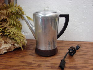 Vintage Complete West Bend Flavo-matic 6-8 Cup Automatic Coffee Percolator 6878