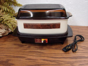 MCM West Bend Slow Cooker Crock Pot Tested Working Brown Marble Deep Glass Lid
