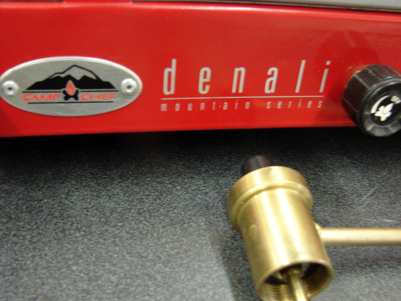 Vintage Used Camp Chef Denali Mountain Series 2 Burners Plus Center Grill Portable Stove - Image 2