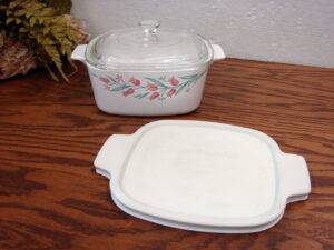 Corning Ware Rosemarie Rose Pink Tulip Corelle 1.5 Liter Casserole w/ PYREX Glass Lid and Storage Lid