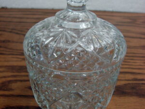 Lead Crystal Sugar Bowl cristal d'arques Durand Pineapple Fan Pattern w/ Finial Lid