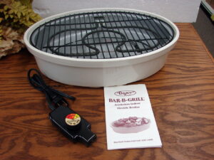 Brand New Daizey #91890 Stoneware Bar-B-Grill Smokeless Indoor Electric Broiler