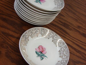 Set/11 Vintage Berry Bowls Delmar Rose 22KT Gold Iva-Lure Crooksville OH Dinnerware