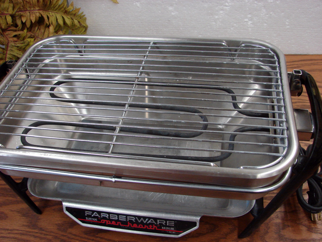 Vintage Farberware Open Hearth Electric Smokeless Grill Broiler Model 450-A Tested - Image 3