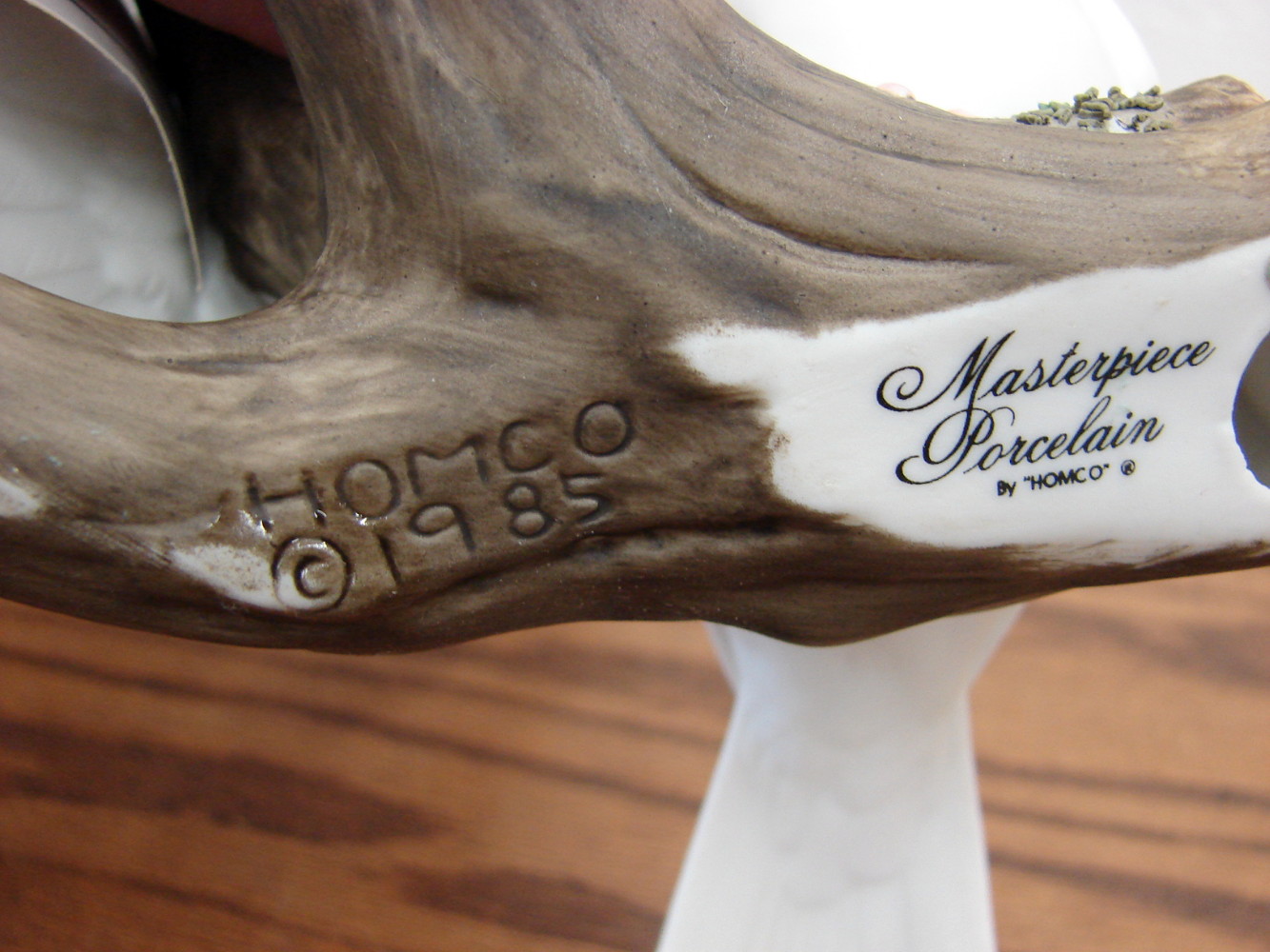 Vintage Masterpiece HomCo White Doves Heavenly Descent Figurine 1985 w/ Box - Image 4