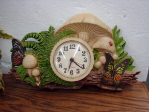 Vintage 1975 Burwood Mushroom Butterfly Wall Clock New Haven Tested Working
