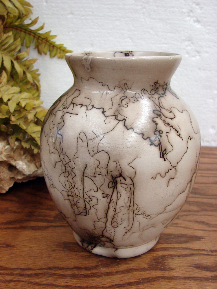 Navajo Indian Horsehair Pottery Vase Bulbous by M Bennett Native American Indian
