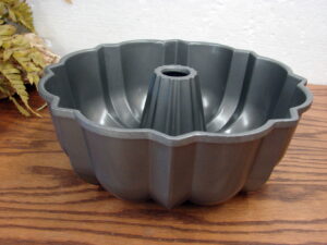 Like New Scandinavian Nordic Ware Heavy Duty Aluminum Original Bundt Pan