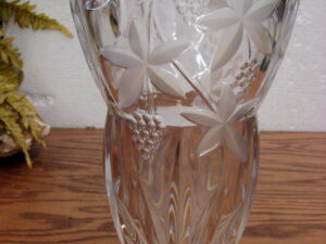 Retired Mikasa Garden Terrace Heavy Crystal Peony Rose Flower Embossed Vase 10"