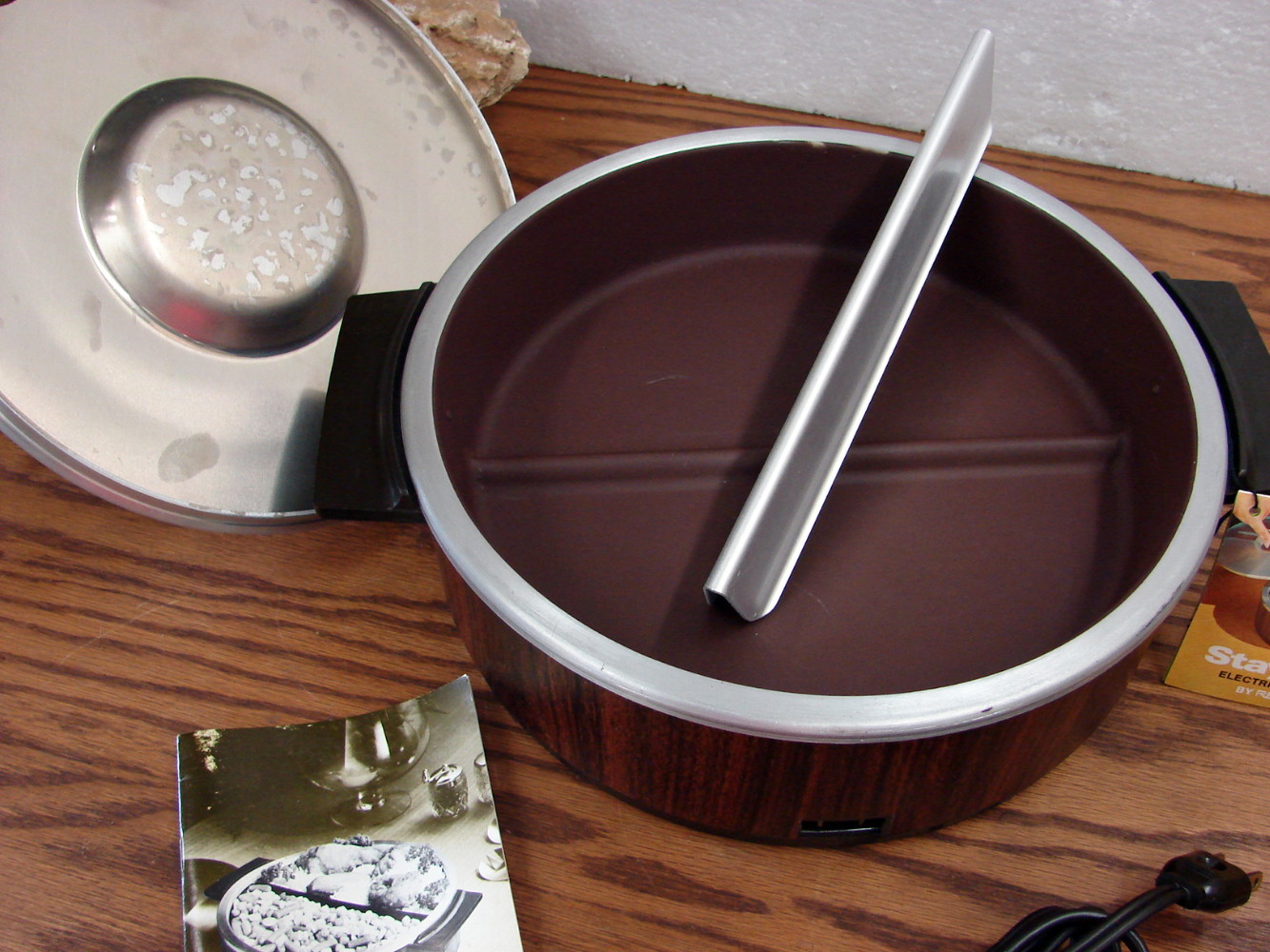 Like New Vintage Remington Electrical Stay Warm Food Warmer #SD-1 w/ Divider Electric Cord - Image 2