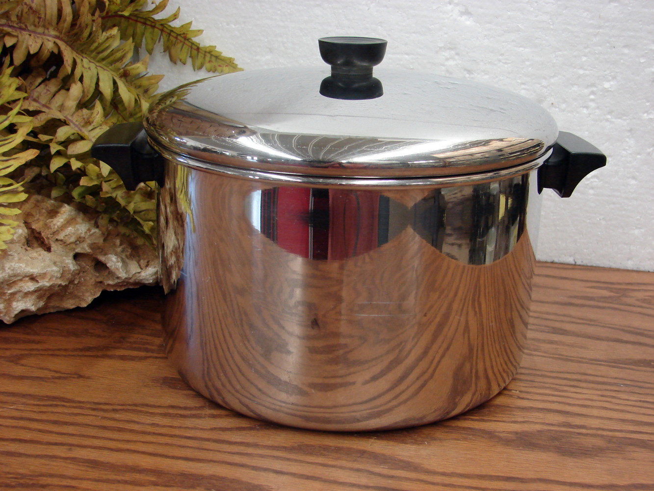 Vintage Used Revere Ware 8 qt Stainless Steel Stockpot with Lid