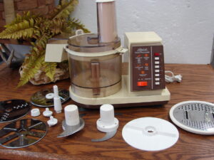 Complete Vintage Sears Counter Craft Food Processor Model 400 Tested Working