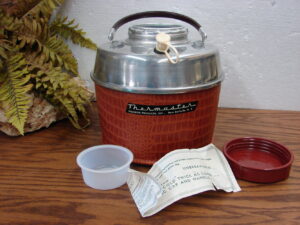 Brand New Vintage Thermaster Insulated Picnic Jug Faux Alligator Print Poloron Products
