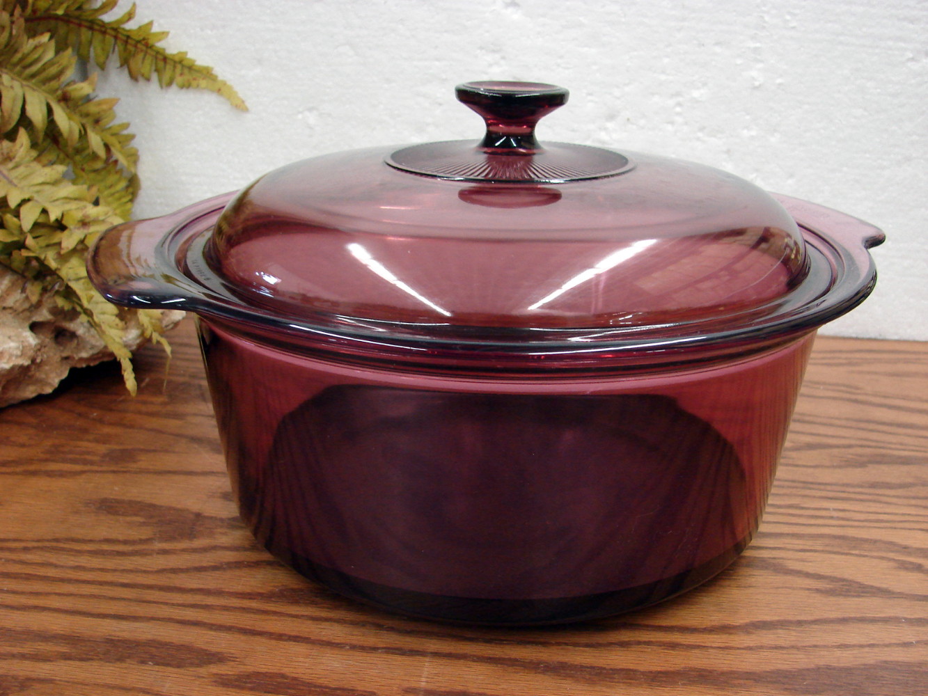 Vintage PYREX Glass Visions Cranberry 5 Liter Non Stick Dutch Oven w/ Matching Lid