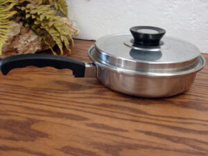 Stainless Steel Vollrath Skillet Sauce Pan 18/8 3 Ply Cookware w/ Lid