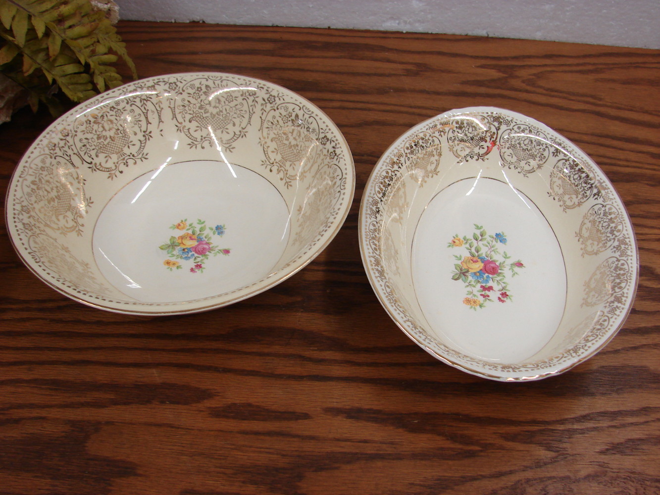 Vintage Homer Laughlin Set/2 Serving Bowls Eggshell Nautilus Gold Filigree Floral N1666