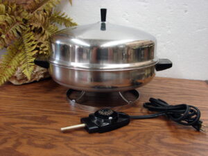 Vintage Farberware Stainless Steel Electric Skillet Buffet Server 335-A Tested Working