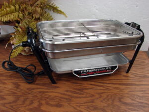 Vintage Farberware Open Hearth Electric Smokeless Grill Broiler Model 455 Tested