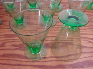 Set/10 Vintage Green Glass Etched Footed Martini Sherbet Water Goblet Glasses