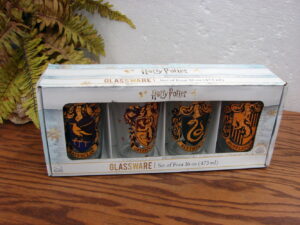 Brand New Set/4 Harry Potter House Crest 16 oz On the Rocks Glasses in Box