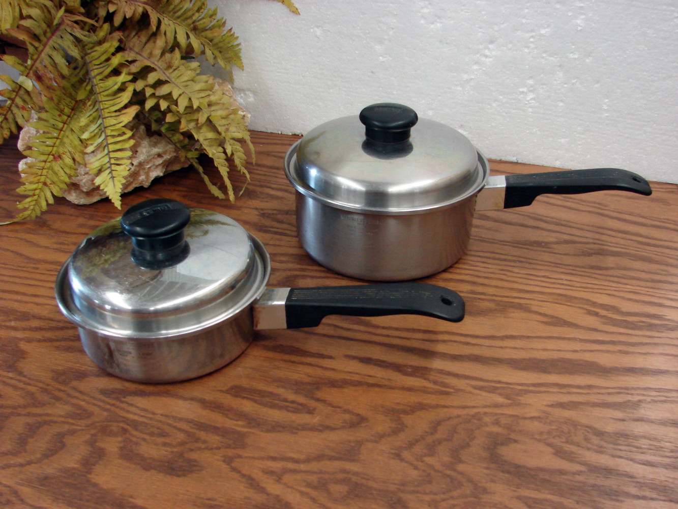 Set/2 Kitchen Craft Stainless Steel Sauce Pan Set 3 Ply 1 and 2 Quart w/ Logo Knob Lids