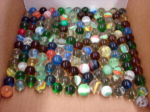 145 + Vintage Marbles Various Types Sizes Cat Eyes Akro etc For Vintage Games