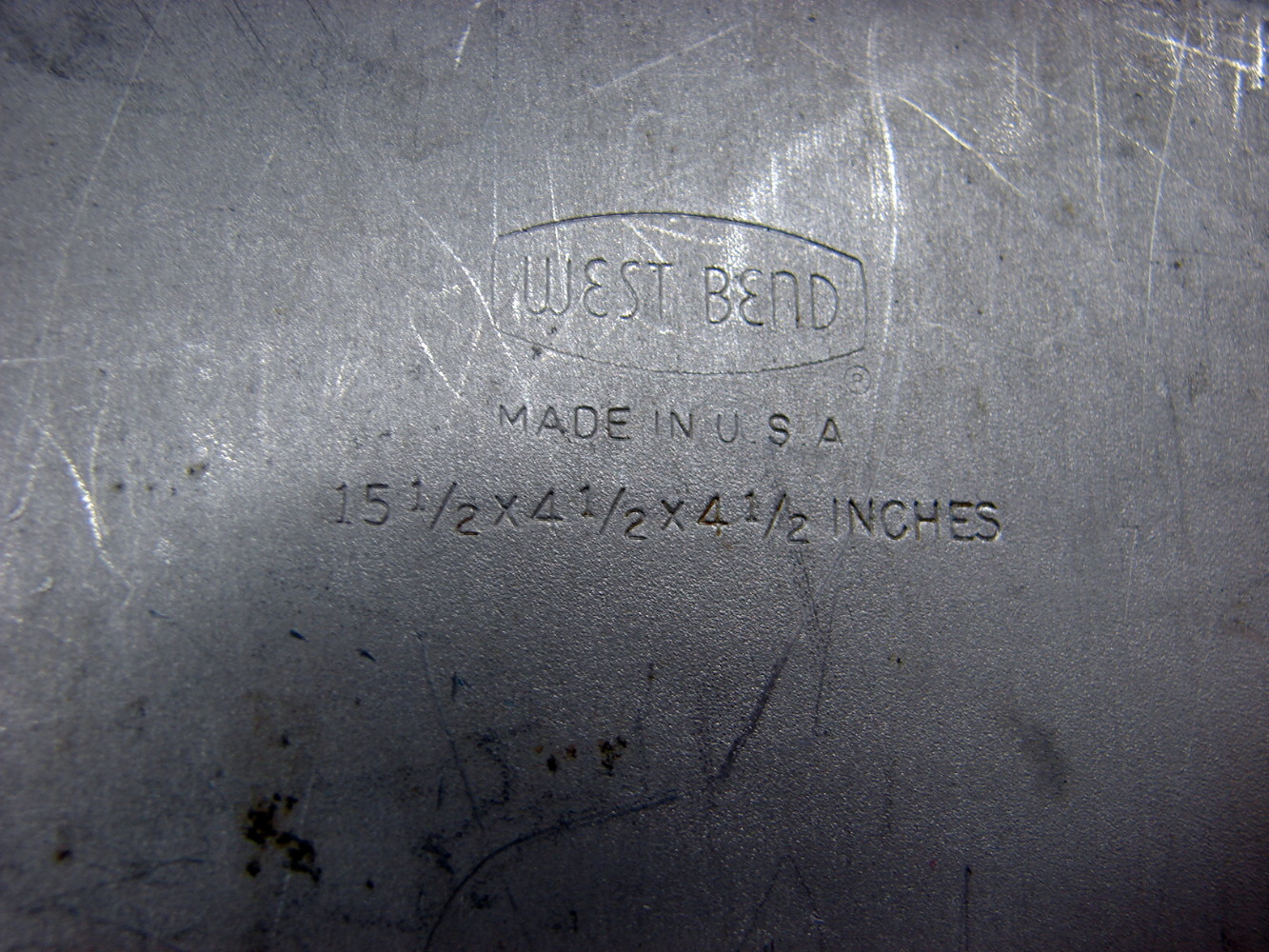Vintage West Bend Long Skinny Aluminum Angel Food Cake Pan w/ Cooling Feet 16 x 5" - Image 3