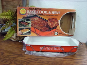 Vintage Like New Nordic Ware Lasagna Baker All Purpose Bake Cook Serve Tray w/ Rack