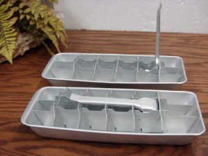 Set/2 Vintage Norge Ice Cube Tray Retro Aluminum Quick Release Lever Bonus