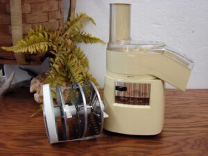 Vintage MCM Oster Food Crafter Slicer Shredder Salad Maker Food Processor Tested