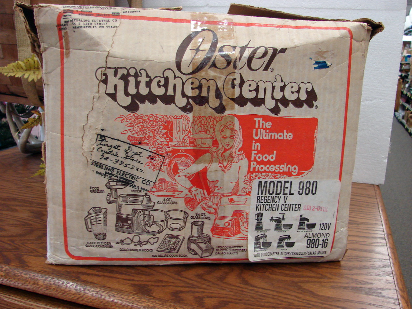 Vintage Oster Regency V #980 Kitchen Center 32 pc Stand Mixer Food Processor Meat Grinder Blender in Box - Image 2