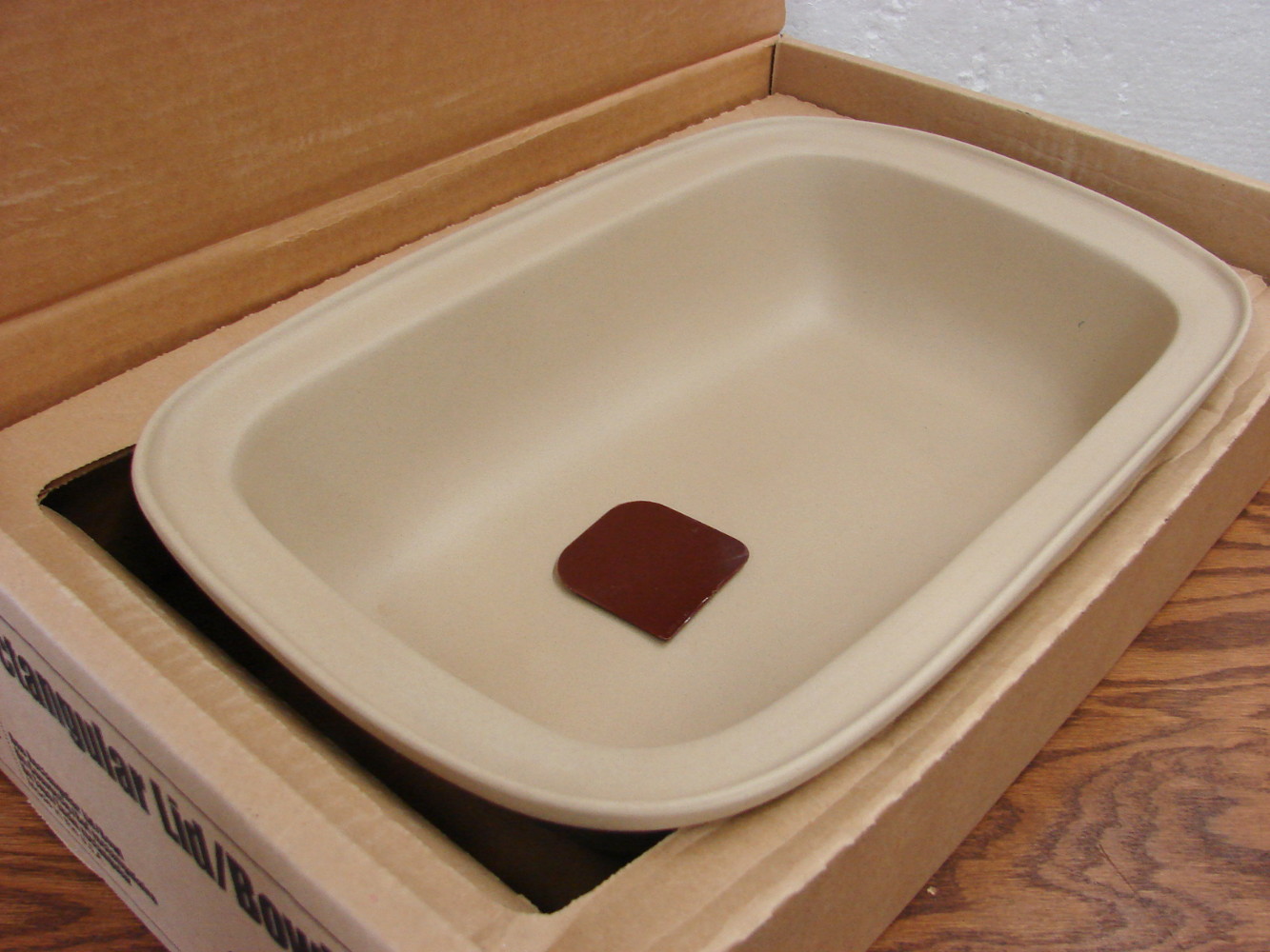 Like New Pampered Chef Family Heritage Stoneware #1435 Lid Bowl Roaster w/ Box - Image 3