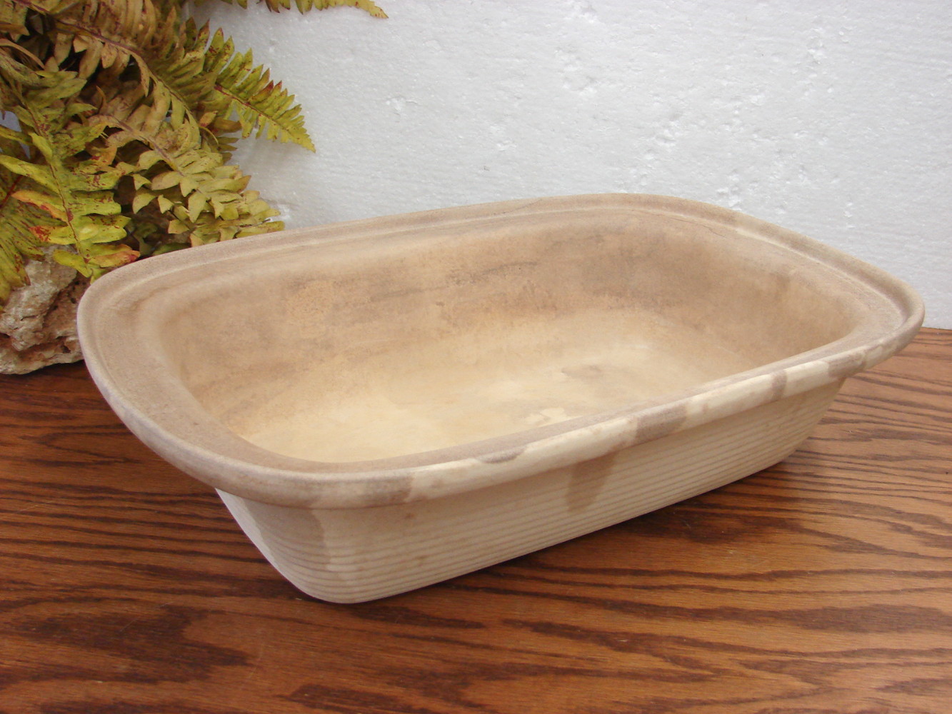 Used Pampered Chef Family Heritage Stoneware #1435 Lid Bowl Roaster