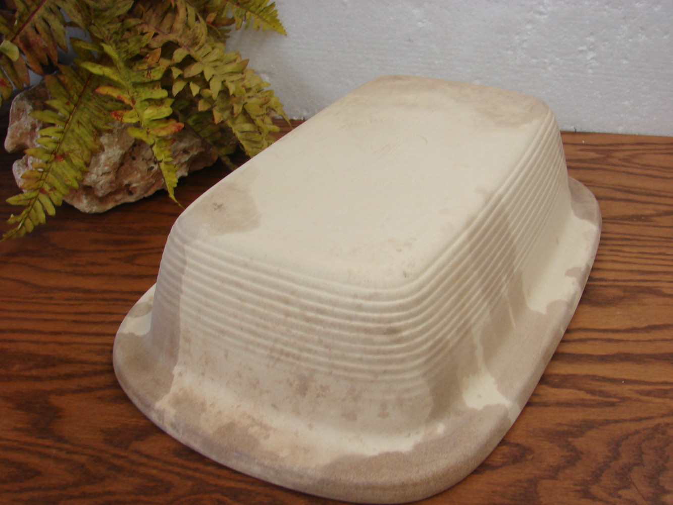 Used Pampered Chef Family Heritage Stoneware #1435 Lid Bowl Roaster - Image 2